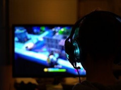 ネガティブゲーマー「このゲームはもっさり！もっさり！もっさりぃいい！！」