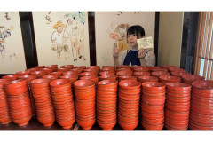 体重45キロでわんこそば「755杯」の新記録…“一日一食”のシングルマザーが大食いタレントになったワケ