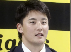 元山『レイノルズからヒット打って勝ち越しのホーム踏みました』←神だろ