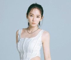 【画像】吉岡里帆さん、インスタライブで乳を机上で休ませてしまうwwwwww