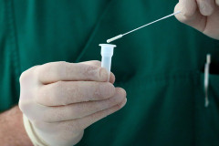 【社会】「お土産だから渡して」逮捕の女が知人に依頼か　劇物「アクリルアミド」入りマフィンを男性に食べさせた疑い