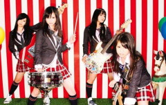 4人組女性ロックバンド『SCANDAL』、活動終了を発表