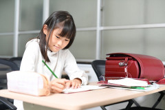 【画像】女子小学生(10)｢メンズヘアーにしてください｣⇒結果ｗｗｗｗｗｗｗｗｗｗｗｗｗ