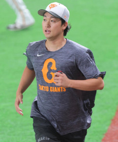 坂本勇人(31).312 40本 94打点 OPS.971