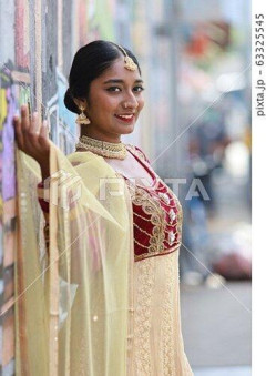 【悲報】インド人女性さん「東～東南アジア人女性はモテるのに、なぜ我々はモテない？」・・・・・・・・・