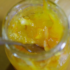 【妻の料理について】豚肉を煮るなどのときに変わった食材を入れるクセがあって...