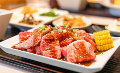 焼肉屋の許されざる者「開幕豚トロ炎上」「皿から箸で一気にガー！」「タン塩のネギ全部落とす」