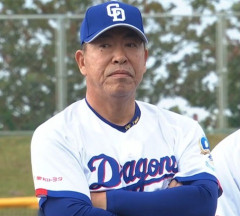 中日・井上一樹(4,5)　112勝143敗3引分　勝率.439