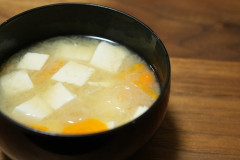 【衝撃】味噌汁にピーマンやカボチャを入れる人がいること、信じられん