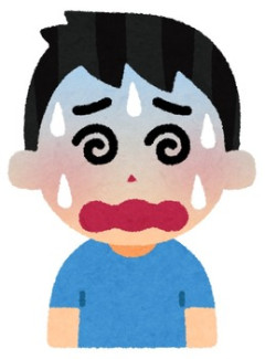 小学生の頃まで某県の公団住宅に住んでいたのだけど、他の世帯はともかく、我が家が使っていた部屋はなにかよくないものがいたらしい。そこでは家族みんな不思議な体験