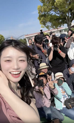 【動画】瀬戸環奈の水着撮影会に集まったカメコの数、レベチｗｗｗｗｗｗｗｗｗｗｗｗｗｗｗ