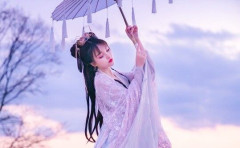 【画像】美人コスプレイヤーさん、見えてはいけないものがハミ出してしまう。。。