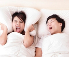 【画像】お嫁さん、旦那のイビキをとんでもない方法で止めてしまうｗｗ