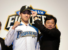 大谷(18)｢入団しない。メジャー行ってピッチャーやる！｣ 栗山｢待ちなさい、大谷くん！！！｣⇒ｗｗｗ