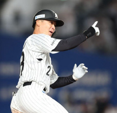 ロッテ石川慎吾 打率.370  6本  28打点  OPS 1.056