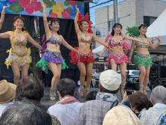 町内会のおばさん達『私たちがサンバを！？！？』