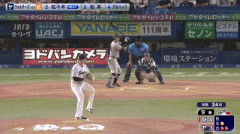 【ヤクルト対巨人21回戦】巨人、9回表2アウト一塁から佐々木俊輔のタイムリーツーベースでリードを2点に広げる！！！！！！！！！！！！