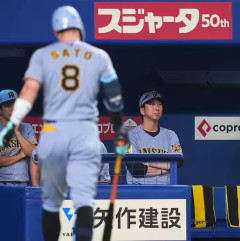 阪神・藤川監督「終わった後にいくら言っても一緒ですから」打線が伊藤将司を援護できず…佐藤輝明の痛恨失策にも「いつもお伝えする通りミスしようと思ってやっているわけではない」