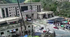 【動画】ネパールの山間部で大規模な土石流災害が発生