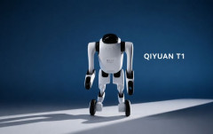 犬にも人にもなれる世界初の変形可能パーソナルロボ「啓元Q1」予約開始！