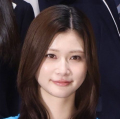 ⁉️めるる・生見愛瑠、生脚全開でファンもん絶 「足にどきどき」「太ももたまんねえ」「はいてますか?」「美脚すぎる」 -2chまとめ-