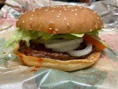 【悲報】バーガーキングでいくら使ってる？