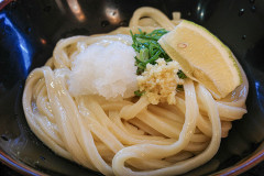 香川県民の俺　三食連続うどんでも余裕