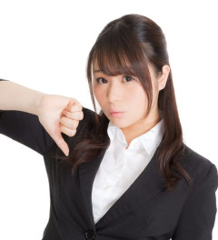 【悲報】デート中の男さん、財布を出しただけで女性にドン引きされるwwwwww