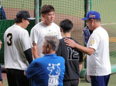 阪神・桐敷、坂本バッテリーが中日・井上監督に謝罪　前日に死球の中日・土田が骨折