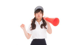 冗談ひとつ言わない生真面目な夫が、急に妙な悪ふざけをはじめてきた。私がトイレに行こうとするとガッチリ捕まえて阻止。私「どういうつもりなの！」→すると夫は…