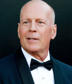 【速報】ブルース・ウィリスさん、認知症により『ハリウッド俳優だったこと』も忘れる