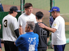 【画像】阪神タイガース桐敷さん・坂本さん、中日・井上一樹監督に謝罪・・・・・・・・・
