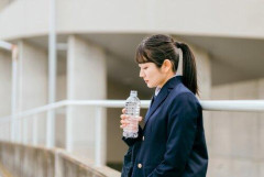 【悲報】進学校の奴らってチー牛しかおらんよな