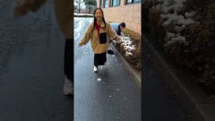 【櫻坂46】雪遊びする姿がまるで子供！谷口愛季＆村井優が可愛すぎる❄️ #谷口愛季 #村井優 #あいりたん #優ちゃん #sakurazaka46 #櫻坂46 #櫻坂46三期生 #shorts