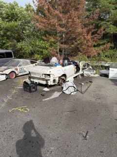 【画像】日本の名車、放置され無惨な状態で見つかるｗｗｗｗｗ
