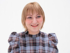 【悲報】女性声優さん、移民の肩を持つようなポストをして炎上