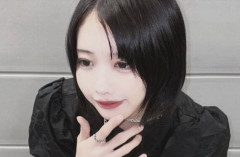 【画像】あのちゃん似の美女、触診で乳を揉まれてまうw