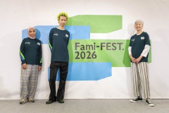 ファミマがヒジャブを認めて大炎上ｗｗｗ
