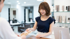 【動画】8万円のヘアブラシ、次元が違いすぎる
