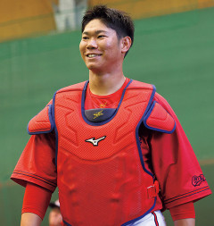 今オフFAの目玉・広島坂倉将吾（28歳、捕一三、年俸1.4億Bランク）←獲りに行きそうな球団