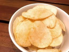 デブスで、人生つまらなくて、泣きながらポテチ食べてる…