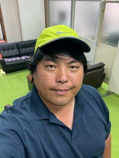 【悲報】店長「へずまりゅうさんですね。当店のご利用はお控えください」へずま「悔しい。でも、負けない」