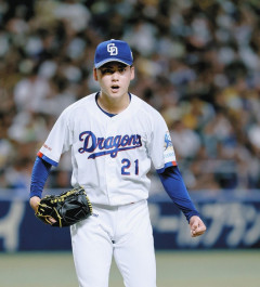 【中日】金丸夢斗、昨日も井上一樹にセクハラ壁ドンされていたｗｗｗｗｗｗｗｗ