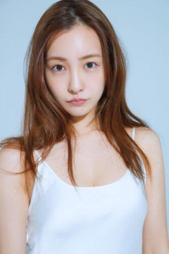 【困惑】板野友美、英語主軸の4歳長女が「ジャパニーズのスクール嫌だ」…日本語教育に悩む