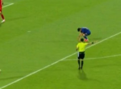 【動画】サッカータイ代表、ものすごい怒号が飛び交うオウンゴールがこちらｗｗｗｗｗｗ