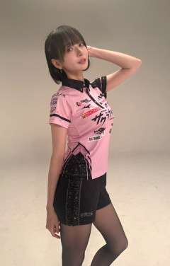 【朗報】岡田紗佳さん(32)新ユニフォームを公開