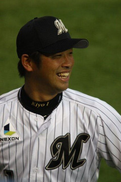清田育宏　プロ通算12年　規定打席到達1回　ベストナイン1回　ゴールデングラブ1回