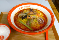 「麻辣湯」、何故か男さんは食べない