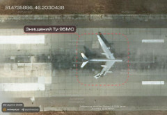 ウクライナSBU、ロシアのエンゲルス空軍基地を攻撃…戦略爆撃機Tu-95が損傷！