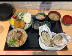 【画像】この広島の「牡蠣づくし定食」にいくらまで出せる？？